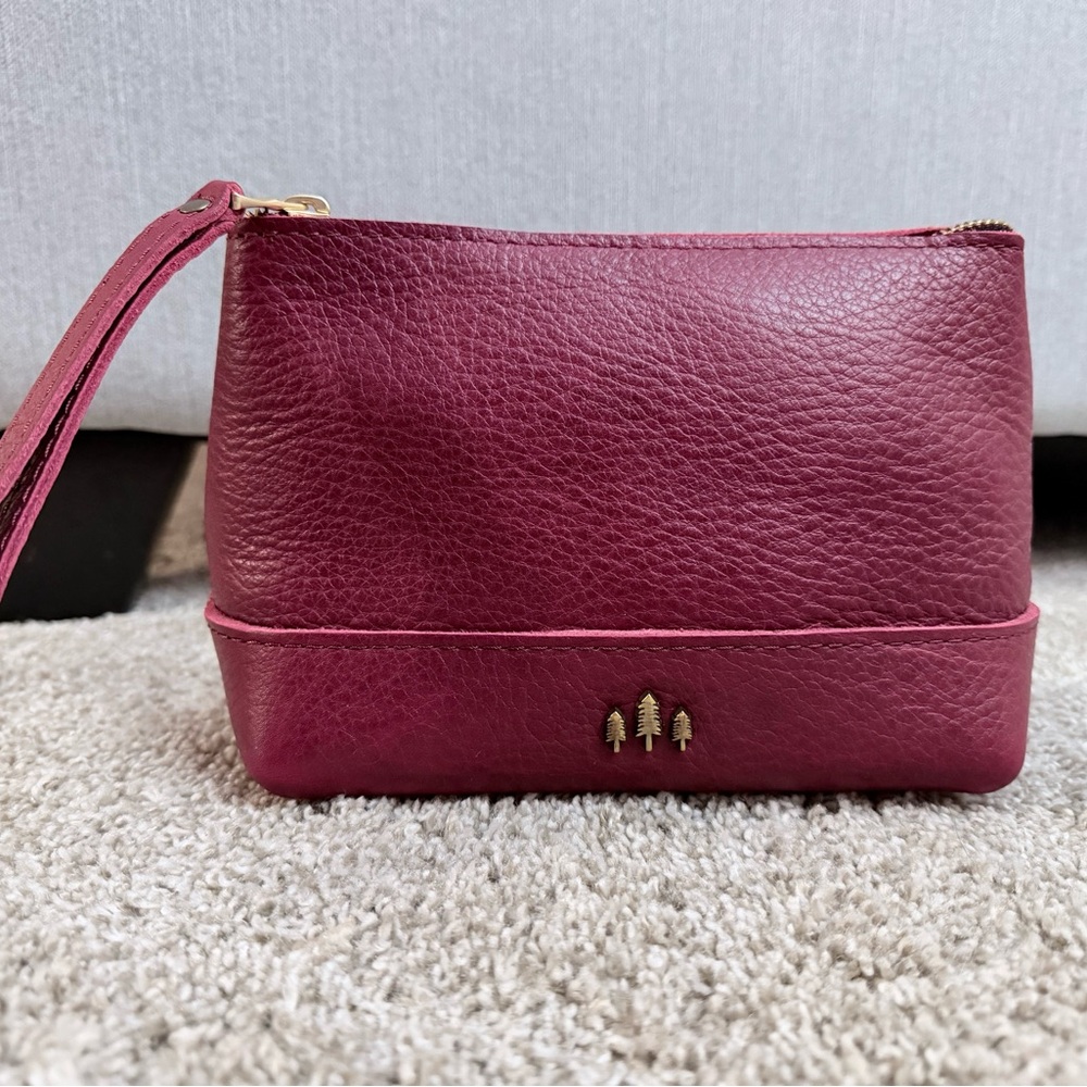 Portland Leather Elegant Burgundy Leather Wristlet